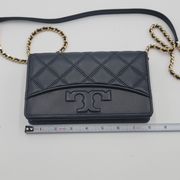 Tory Burch Black Savannah Chain Flat Wallet - Picture 7 of 14